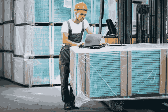Blog image for A Guide to Buying a Refrigerated Van  - Dubai Chiller Transport article about van partition
