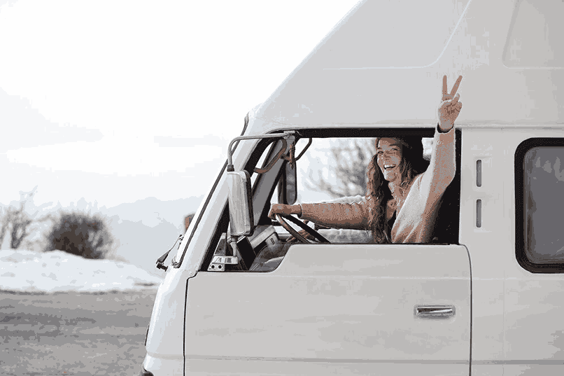 Blog image for  What Are the Common Mistakes to Avoid When Buying a Chiller Van? - Dubai Chiller Transport article about services